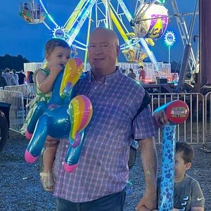 Meet your Posher, Christopher